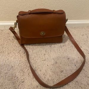 Coach vintage American classic leather bag.